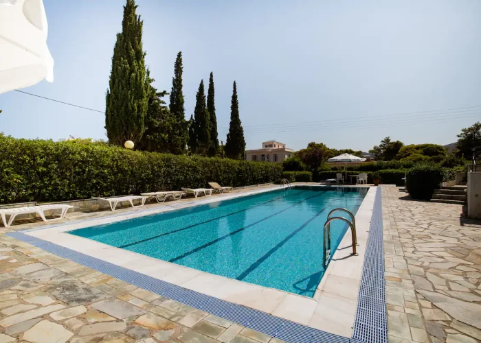 Maisonette by the sea with swimming pool
